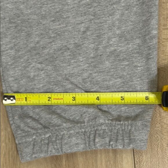 Adidas Gray Sweatpants with Elastic Cuffs - Picture 10 of 11